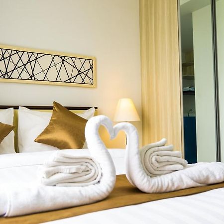 Azalea Suites Cikarang By Jayakarta Group 外观 照片