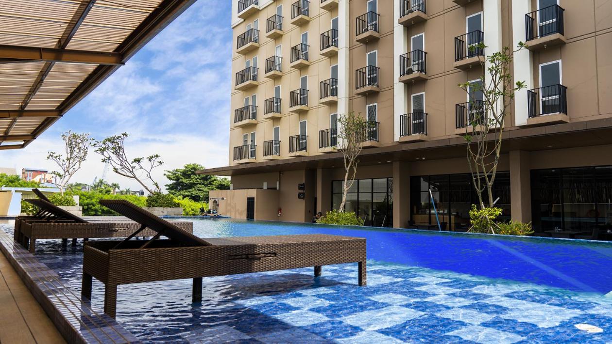 Azalea Suites Cikarang By Jayakarta Group 外观 照片
