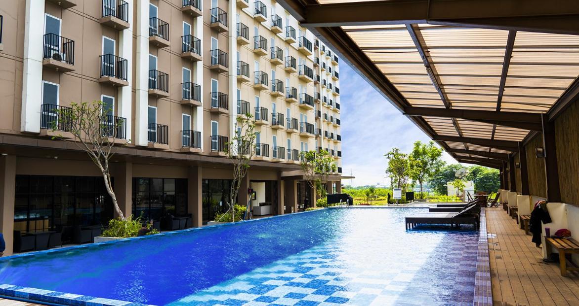 Azalea Suites Cikarang By Jayakarta Group 外观 照片