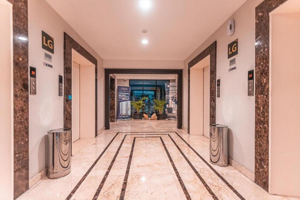 Azalea Suites Cikarang By Jayakarta Group 外观 照片